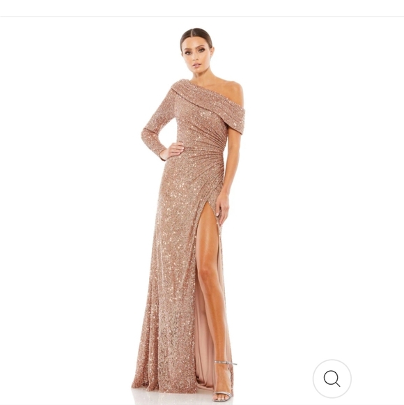 Mac Duggal Dresses & Skirts - NWT Mac Duggal Gown